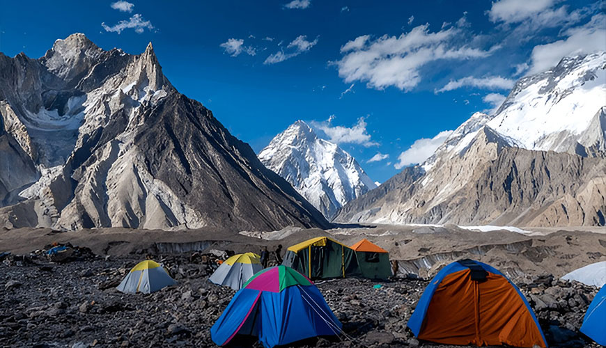 The Ultimate Trekking Experience in the Karakoram Range